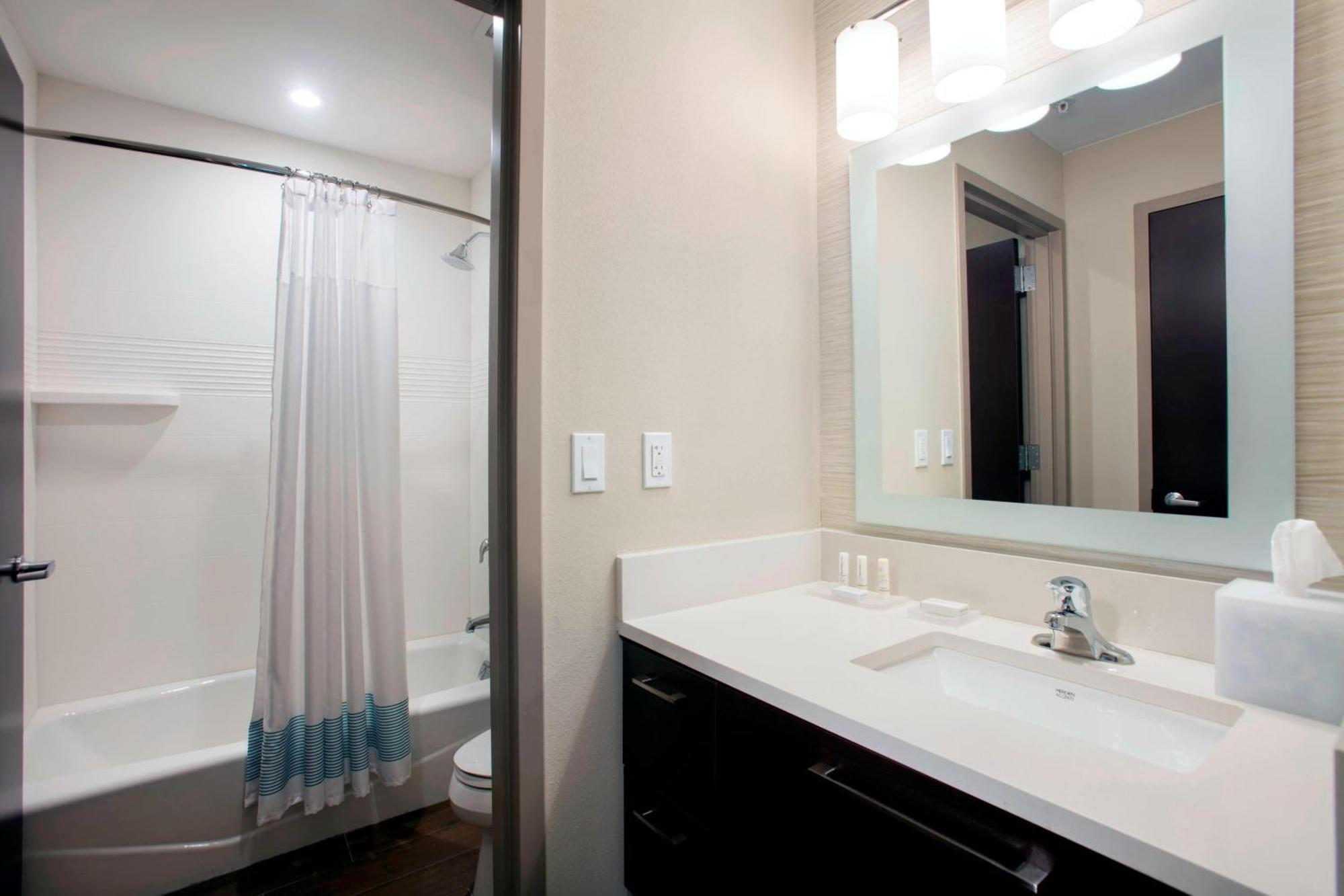 Towneplace Suites By Marriott Miami Homestead Exterior photo