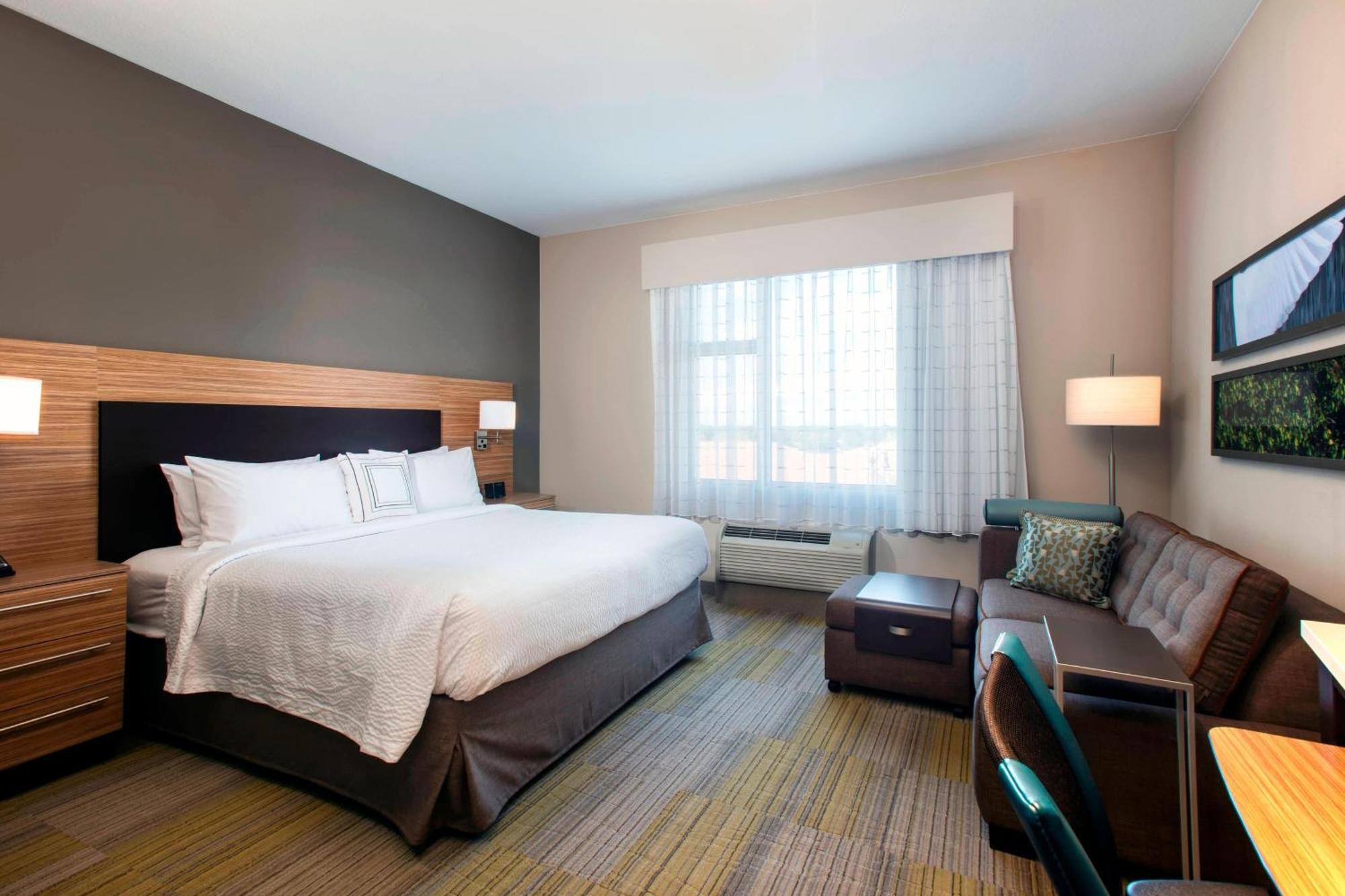 Towneplace Suites By Marriott Miami Homestead Exterior photo